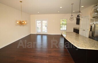 1737 Evergreen Dr in Charlotte, NC - Building Photo - Building Photo