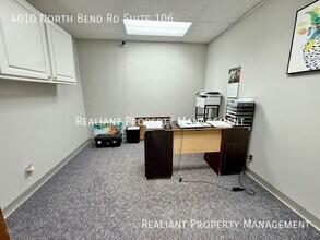 4010 N Bend Rd in Cheviot, OH - Building Photo - Building Photo