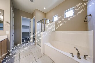 10160 W Robin Ln in Peoria, AZ - Building Photo - Building Photo