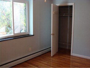 205 Kent St, Unit 18 in Brookline, MA - Building Photo - Building Photo