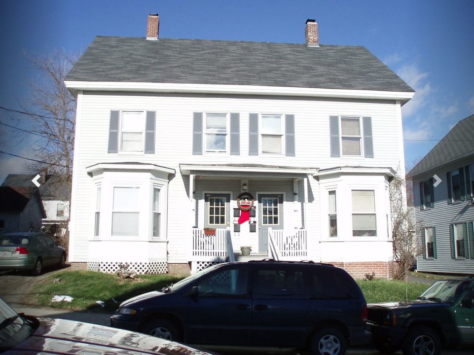 24 Ham St in Dover, NH - Foto de edificio