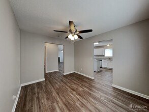 810 Topsail Dr in Browns Summit, NC - Building Photo - Building Photo