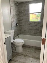 1460 NW 2nd St in Fort Lauderdale, FL - Building Photo - Building Photo