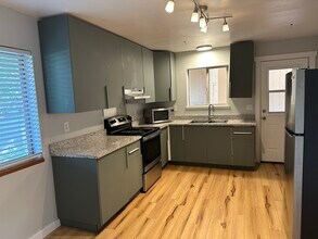 345 E 100 S, Unit #5 in Moab, UT - Foto de edificio - Building Photo