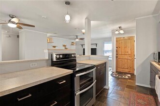 3518 Windsor St in Irving, TX - Building Photo - Building Photo