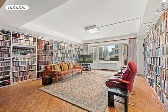 205 E 63rd St in New York, NY - Building Photo - Building Photo