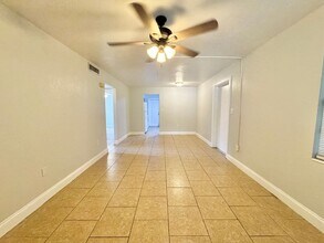 429 Ave B NE in Winter Haven, FL - Building Photo - Building Photo