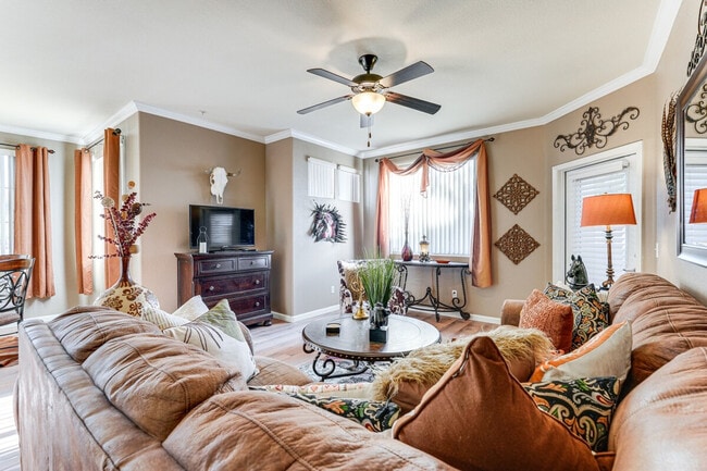 property at 1941 Pierpont Dr