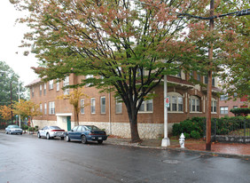 462 NE Angier Ave Apartments