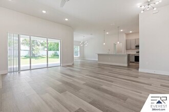 17 Prestwick Ln in Palm Coast, FL - Building Photo - Building Photo