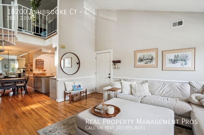 10200 Ashbrooke Ct in Oakton, VA - Building Photo - Building Photo