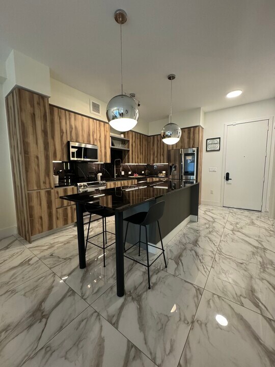 403 NE 28th St, Unit S1 in Miami, FL - Foto de edificio