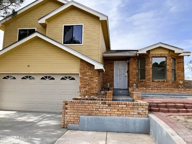property at 3735 Jade Ave