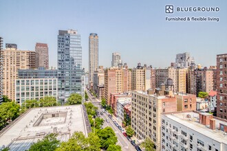 210 W 70th St in New York, NY - Building Photo - Building Photo