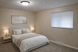 2026 N Westwood Ave in Toledo, OH - Building Photo - Building Photo