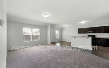 1504 Chuck Wagon Dr in El Reno, OK - Foto de edificio - Building Photo