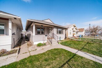 1142 N Harrison Ave in Pocatello, ID - Building Photo - Building Photo