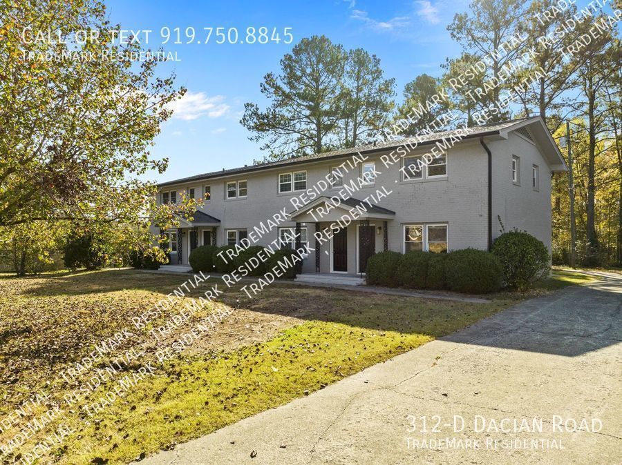 312-D Dacian Rd in Raleigh, NC - Building Photo
