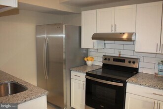 115 E Kings Hwy in Maple Shade, NJ - Building Photo - Building Photo