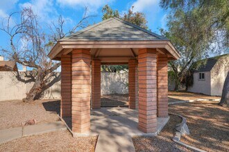 4237 E Juanita Ave in Gilbert, AZ - Building Photo - Building Photo