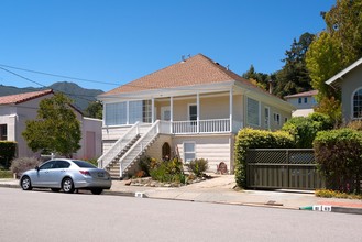 57 Sunnyside Ave in Mill Valley, CA - Building Photo - Building Photo