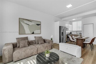 1552 NW 2nd St in Miami, FL - Building Photo - Building Photo