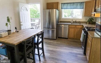 8507 Marquette St in Vienna, VA - Building Photo - Building Photo