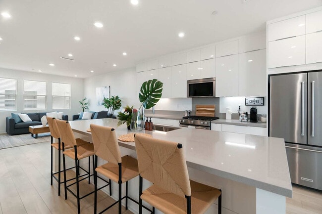 2717 Everly Dr in San Diego, CA - Building Photo - Building Photo
