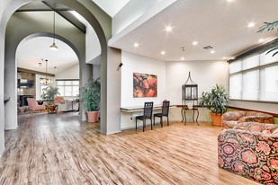 Park Center Place Apartments in Costa Mesa, CA - Building Photo