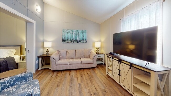 5585 Straub Rd, Unit 102 in College Station, TX - Building Photo - Building Photo