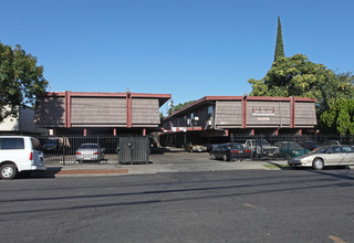 527 N Pilgrim St in Stockton, CA - Building Photo - Building Photo