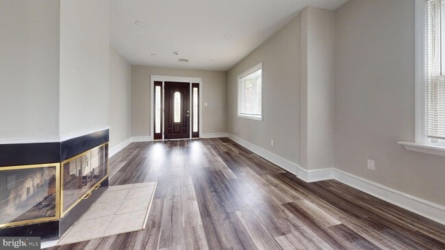 property at 1724 Stanwood St