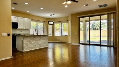 839 E Las Colinas Pl in Chandler, AZ - Building Photo - Building Photo