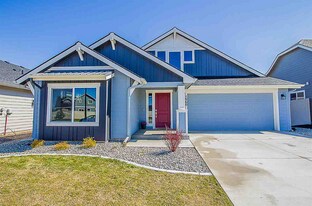 1960 N Oakland St in Liberty Lake, WA - Building Photo