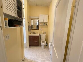 47 Mason Ter, Unit 5 in Brookline, MA - Building Photo - Building Photo
