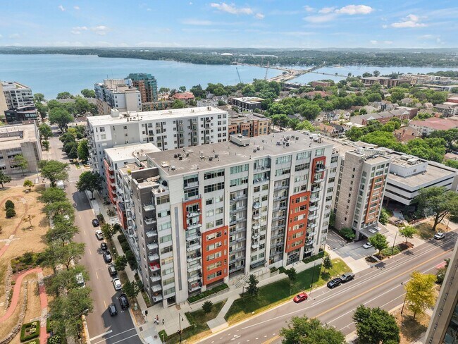 property at 309 W Washington Ave