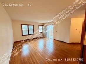 216 Grand Ave in Loves Park, IL - Building Photo - Building Photo