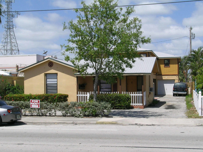 SE 5th MF in Delray Beach, FL - Building Photo - Building Photo