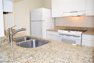 3421 Winkler Ave in Ft. Myers, FL - Building Photo - Building Photo