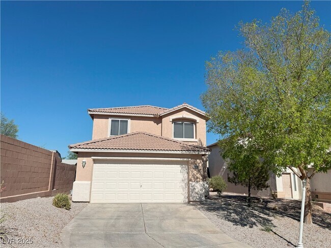 property at 2613 Pinerock St