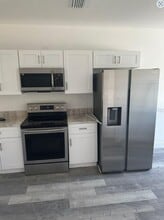 542 Kilimanjaro Dr in Kissimmee, FL - Building Photo - Building Photo