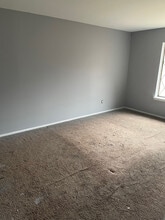 3747 Heritage Pkwy in Dearborn, MI - Building Photo - Building Photo