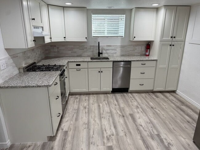 property at 1400 Jersey St