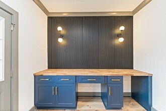 8115 Jeffery St in Houston, TX - Foto de edificio - Building Photo