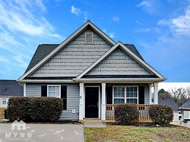 5404 Katherine Ct in Dallas, NC - Building Photo