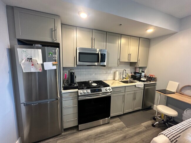 55 W 5th St, Unit 603 in Boston, MA - Building Photo - Building Photo