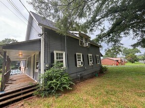 201-203-203 Grove Ave SE in Lindale, GA - Building Photo - Building Photo