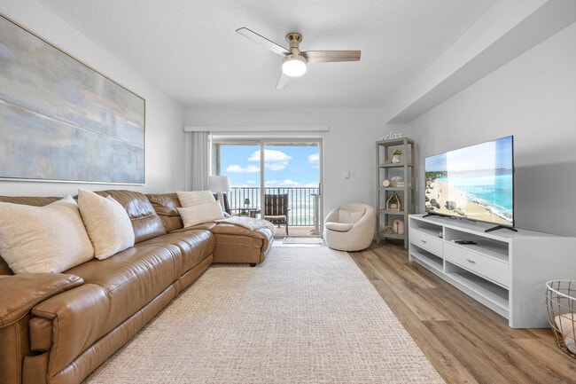 199 Jimmy Buffett Mem Hwy in Satellite Beach, FL - Foto de edificio - Building Photo