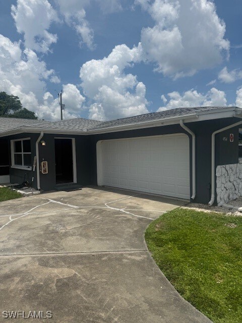 4964 Viceroy St in Cape Coral, FL - Building Photo