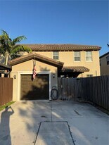 24340 SW 117th Ave in Princeton, FL - Building Photo